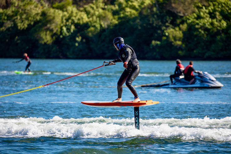 Group foil lesson on flat water